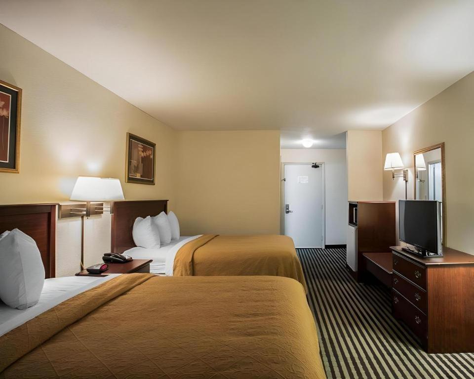 Quality Inn Columbia Airport West Columbia Exterior photo
